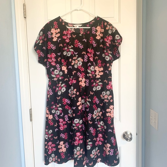 DownEast Dresses & Skirts - DownEast Black Floral Dress